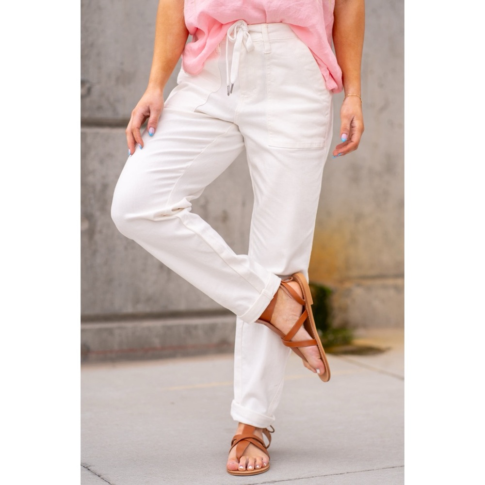 NWT Judy Blue High Rise Cuffed Jogger Jeans White 20W